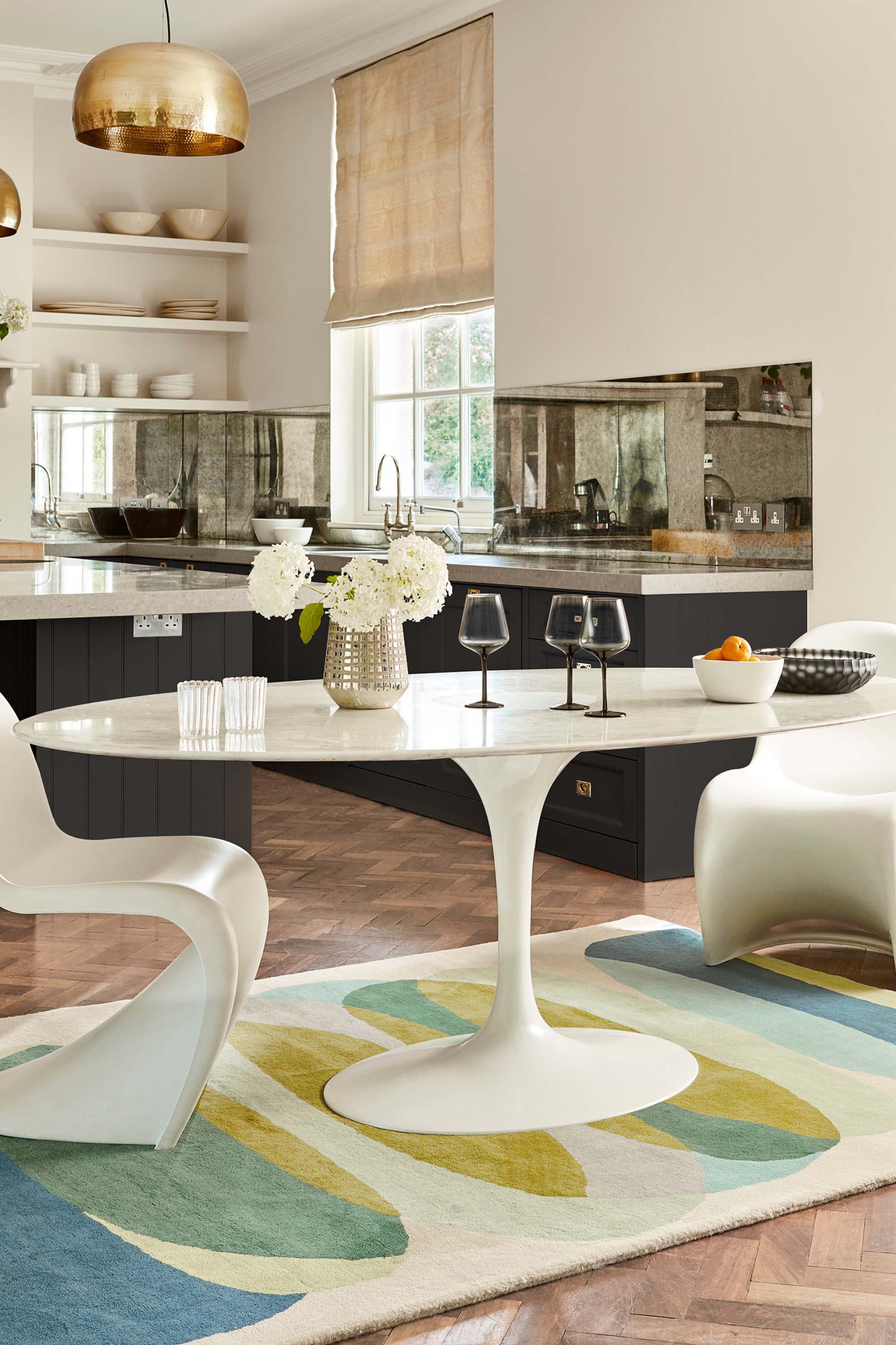 Harlequin Burst Hand-Tufted Rug: A Vibrant Touch of Modern Art